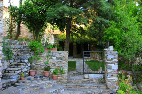Eski Doganbey Houses