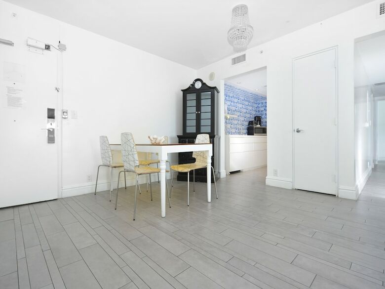 Huge Suite 3 Rooms Bay View 5 Condo Hotel #1126