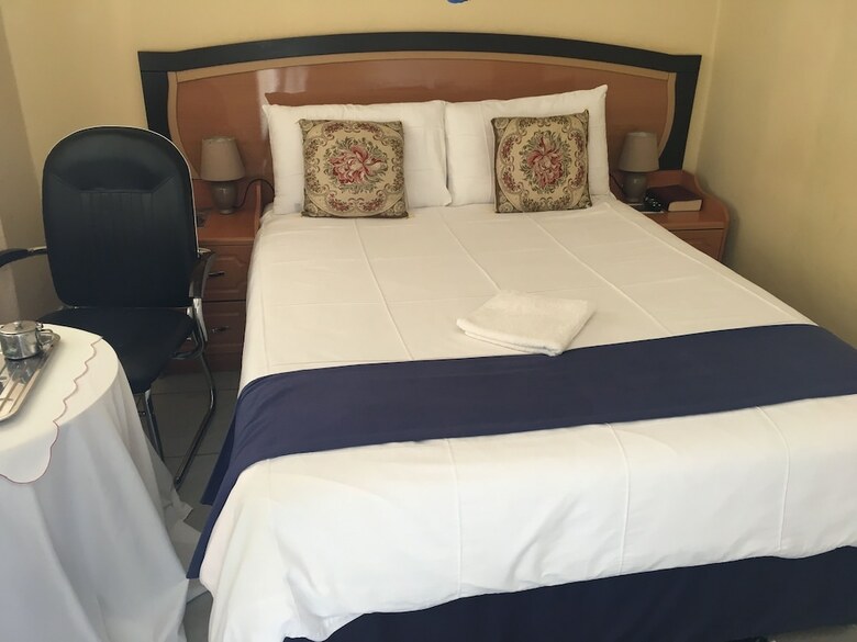Hotel Kutse Guesthouse