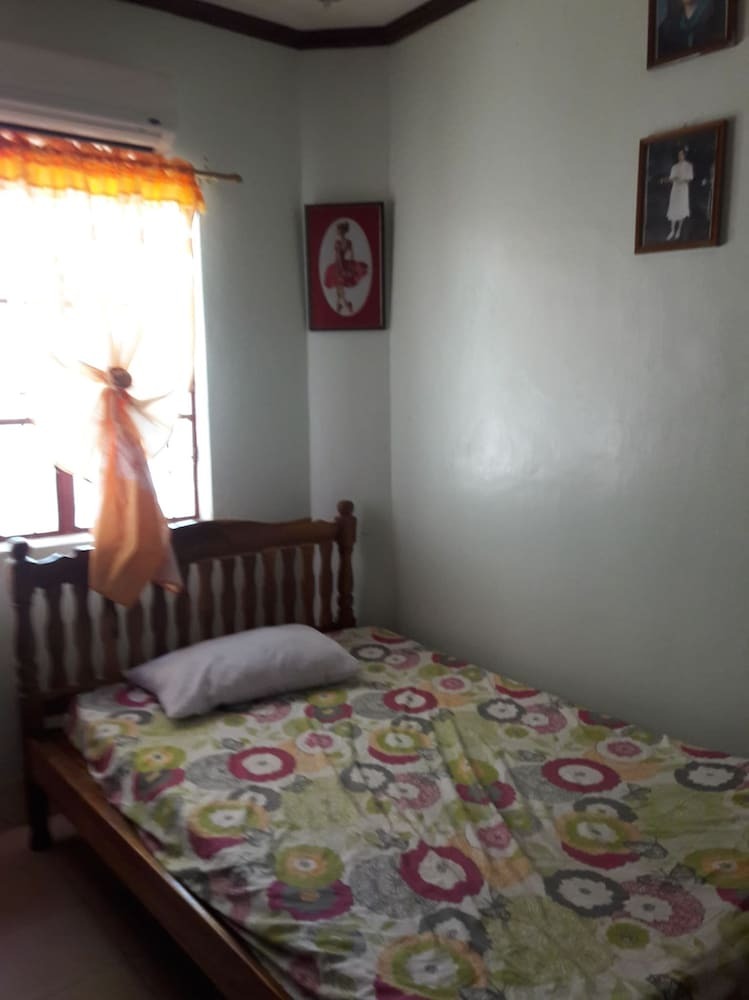 Hotel Guimaras Mangrove Guesthouse
