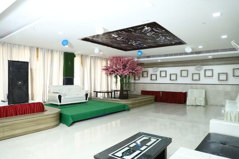 Diwan Hotel And Restaurant