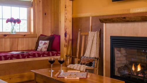 Lodge Robert Frost Mountain Cabins