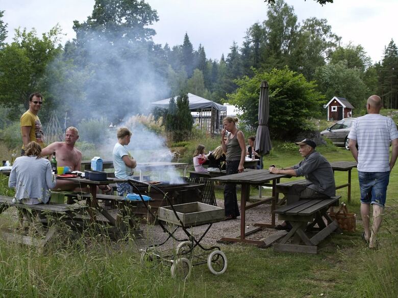 Bjorsbo Forest & Lake Hideaways