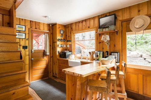11373 Church Cabin Cabin