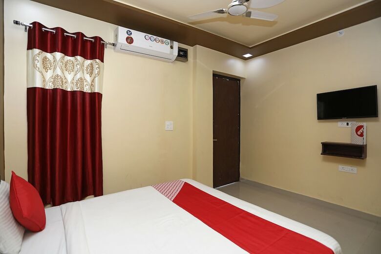 Hotel Oyo 18346 Glorify Stay2