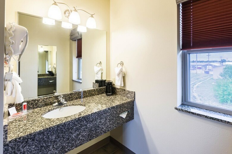 Motel Econo Lodge Inn & Suites