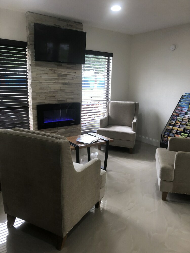 Hotel Quality Inn & Suites Downtown
