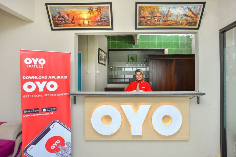 Hostal Oyo 476 Hotel Naura