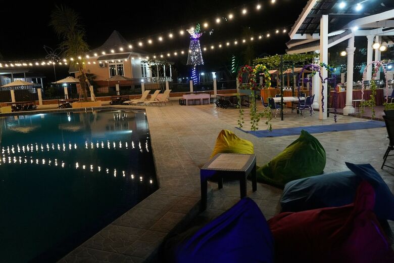 Ilaya Hotel And Resort