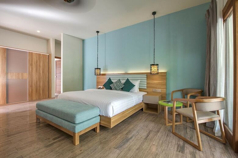 Hotel Rahaa Resort