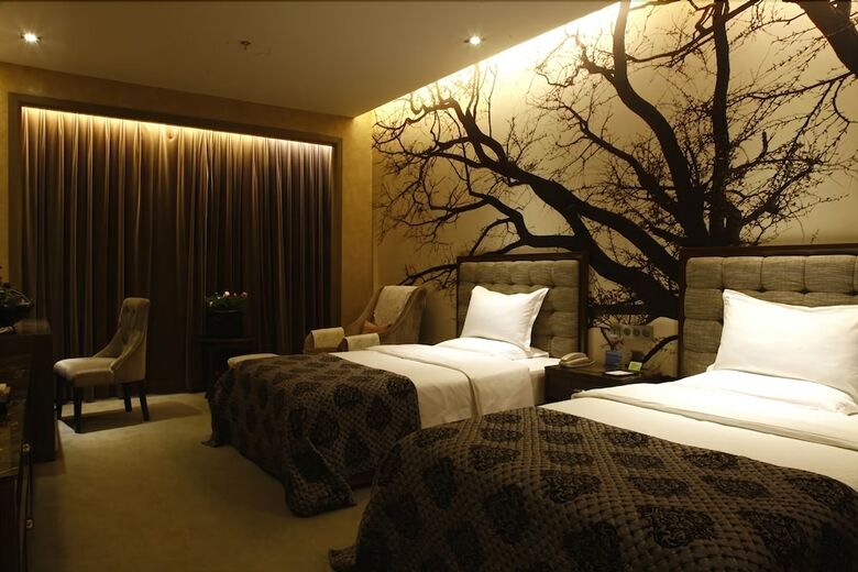 Shengshi Qianhe Hotel Kunming