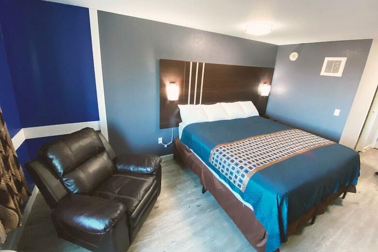 Hotel Coratel Inn & Suites Inver Grove Heights