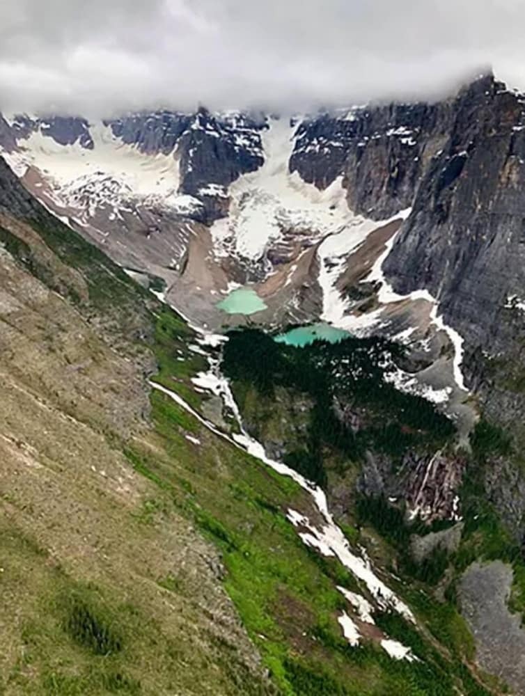 Posada Fortress Lake Wilderness Retreat