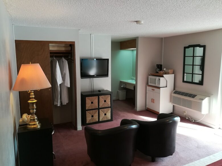 Konkolville Motel