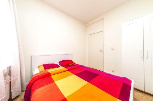 Rentbynight Aparthotel