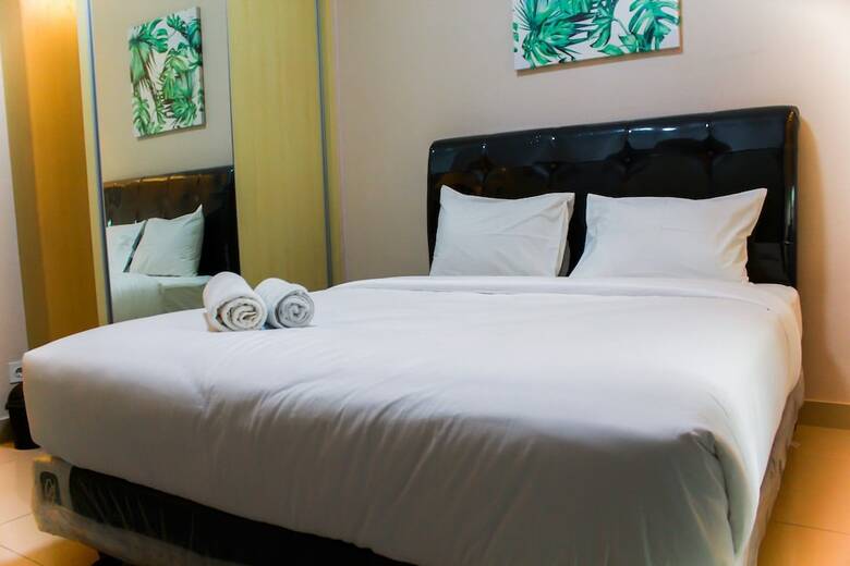 Pool View Studio Room Apartment The Nest Puri