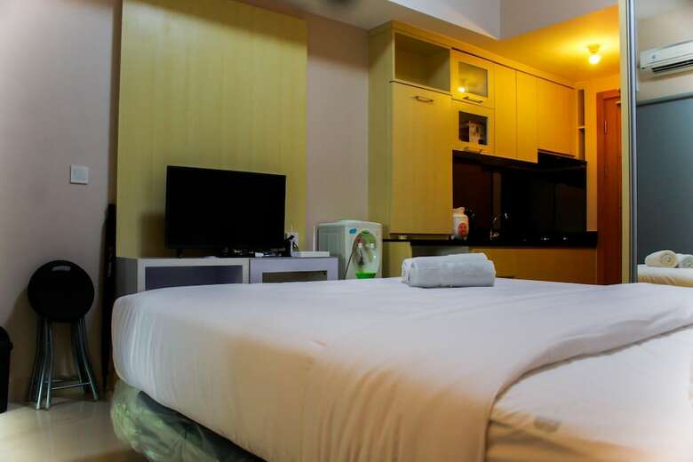 Pool View Studio Room Apartment The Nest Puri