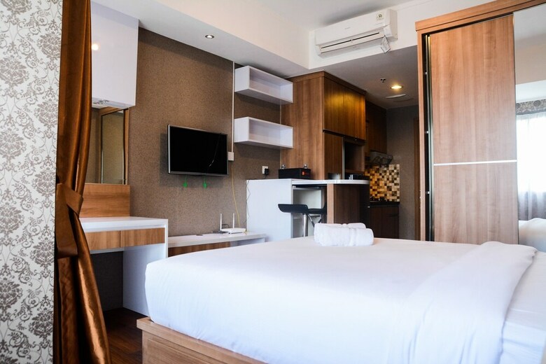 Comfortable Studio The Oasis Lippo Cikarang Apartment