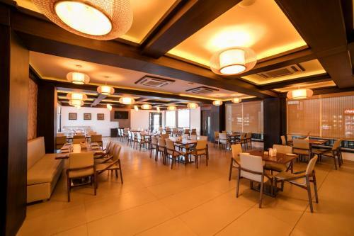 Hotel Rudraksh Club And Resorts