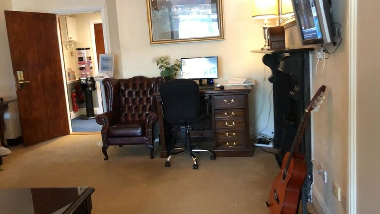Hotel Leeson Bridge Guesthouse