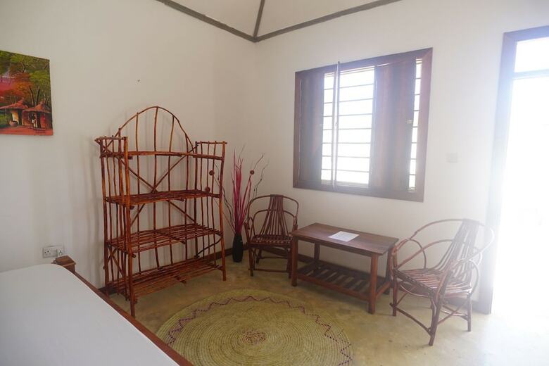 Hotel Ananda Beach House