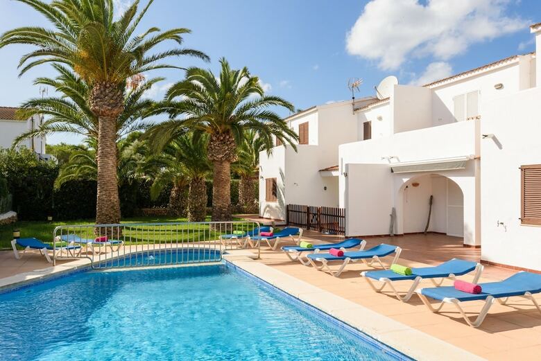 Apartamentos Menorca Palmeras