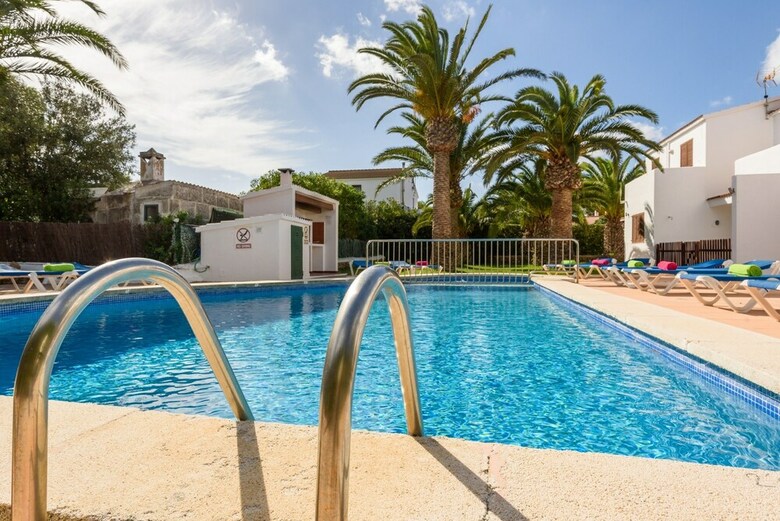 Apartamentos Menorca Palmeras