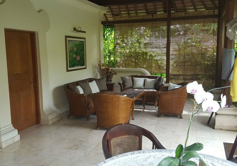 Villa Kompiang Bali
