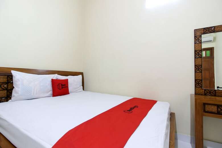 Hotel Reddoorz Near Candi Ratu Boko