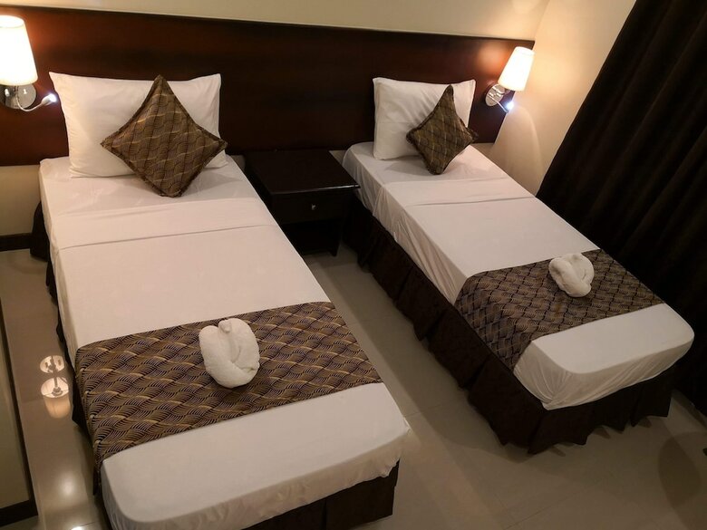 Hotel Avisha Suites