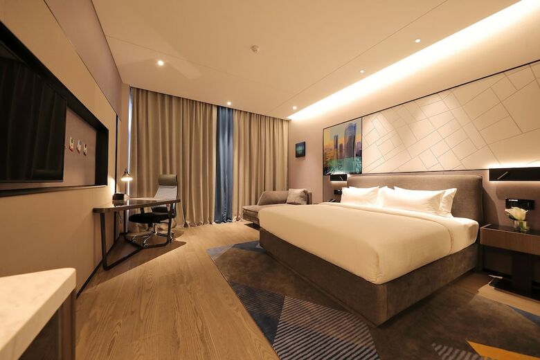 Hotel Hampton By Hilton Technology City