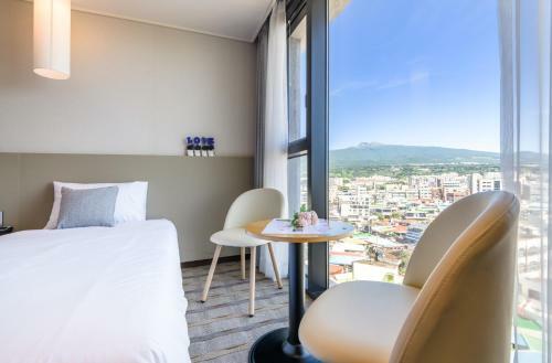 Shin Shin Hotel Cheonjiyeon