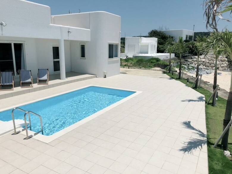 Thalassa Beach And Pool Villa