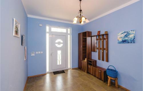 Four-bedroom Holiday Home In Herceg Novi
