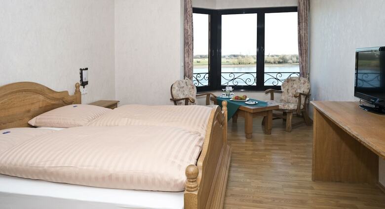 Hotel-restaurant Wacht Am Rhein