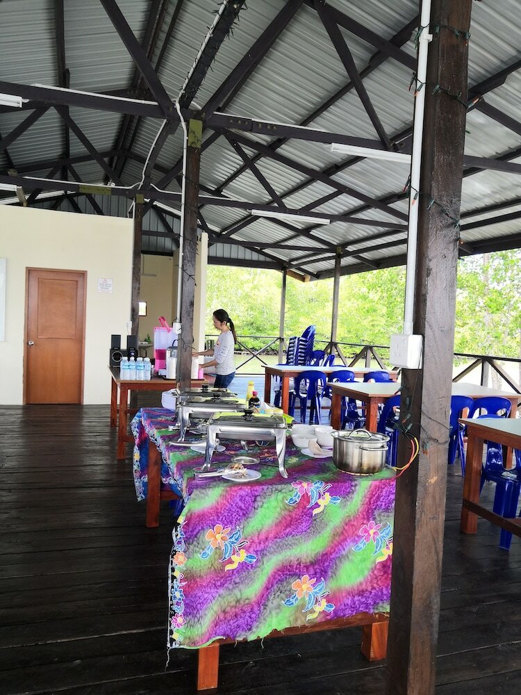 Hotel Tambisan Island Lodge