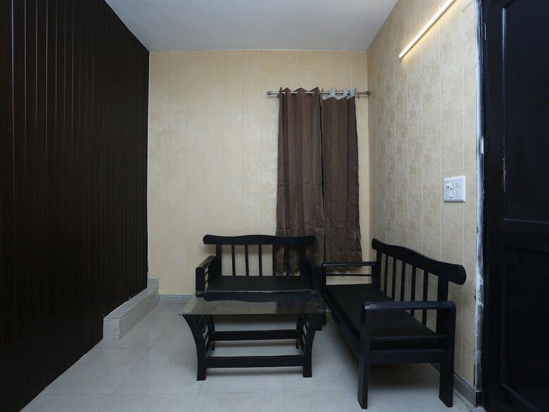 Hotel Capital O 24794 Aaryavan Resorts