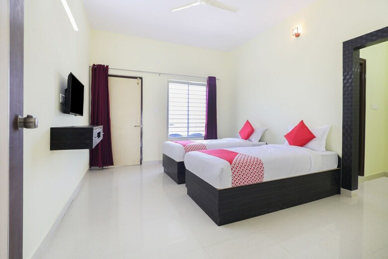 Hotel Oyo 33451 Ace Inn