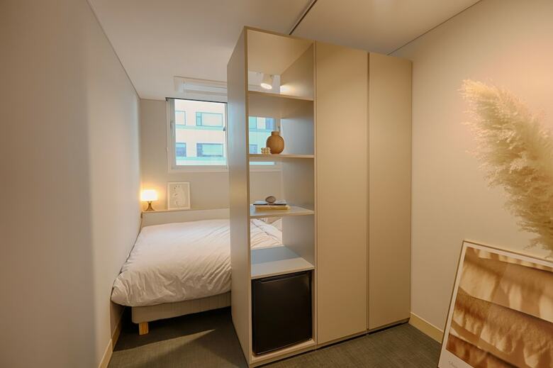 Hostal Upflo House