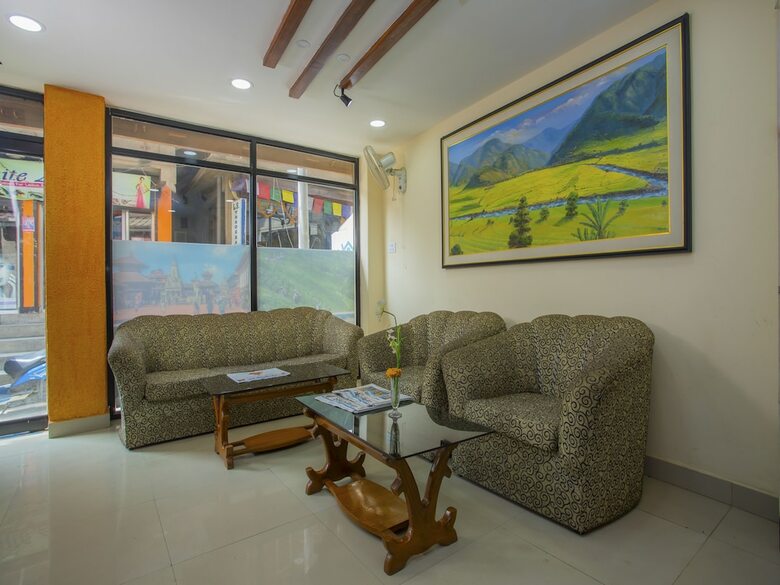 Oyo 297 Hotel Aayam
