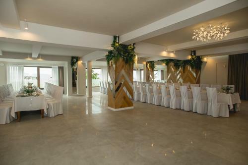 Hotel Zajazd ,,pod Jeleniem"