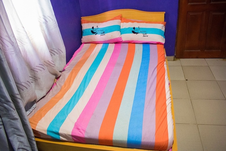 Hotel White Rose Suites