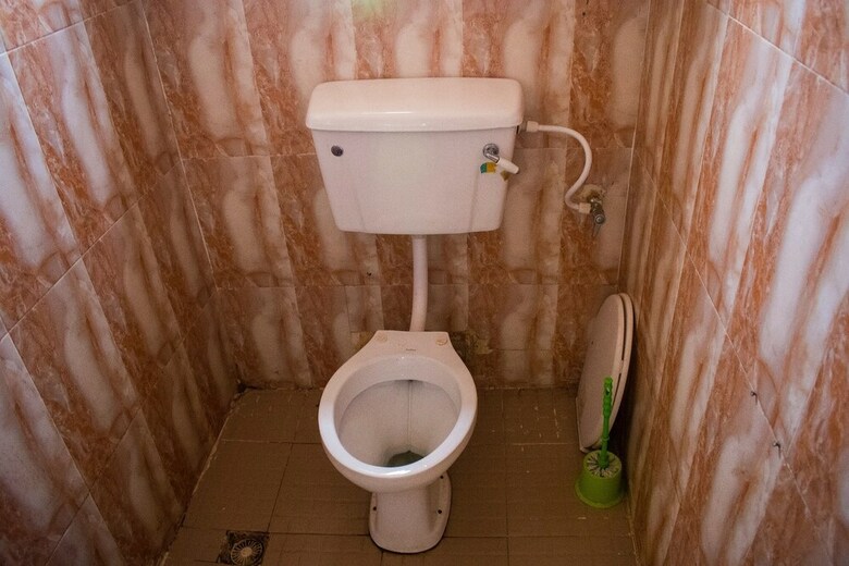 Hotel White Rose Suites