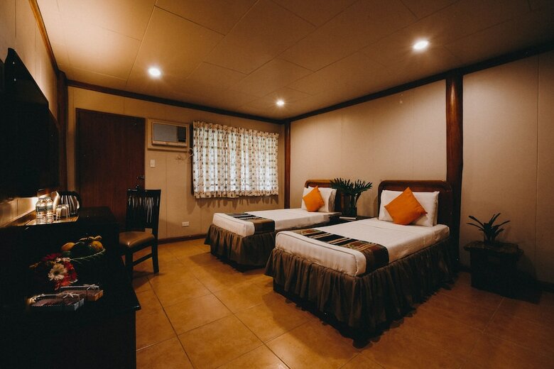 Hotel Malagos Garden Resort