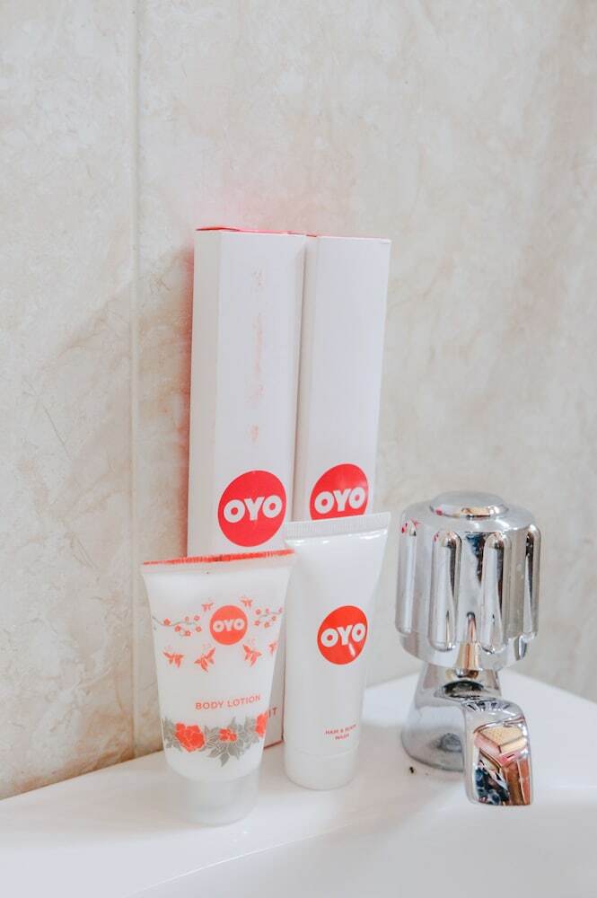 Hostal Oyo 774 Villa 007 Sengkaling