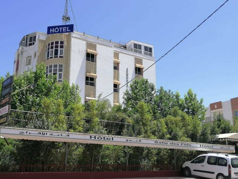 Hostal Senhaja Hotel - Hostel