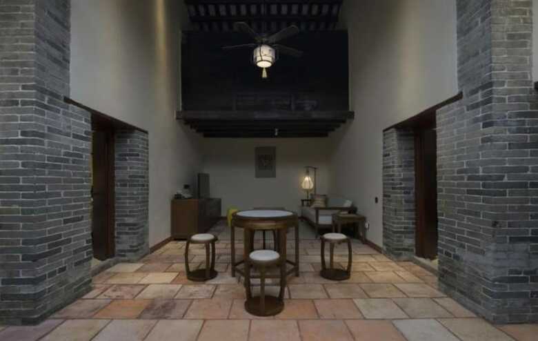 Hotel Deng Stone House Pastoral Resort