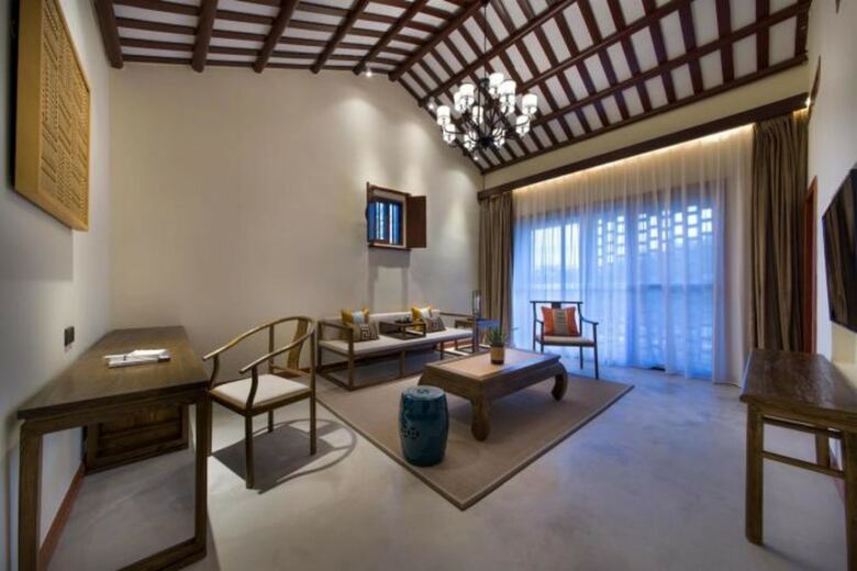 Hotel Deng Stone House Pastoral Resort