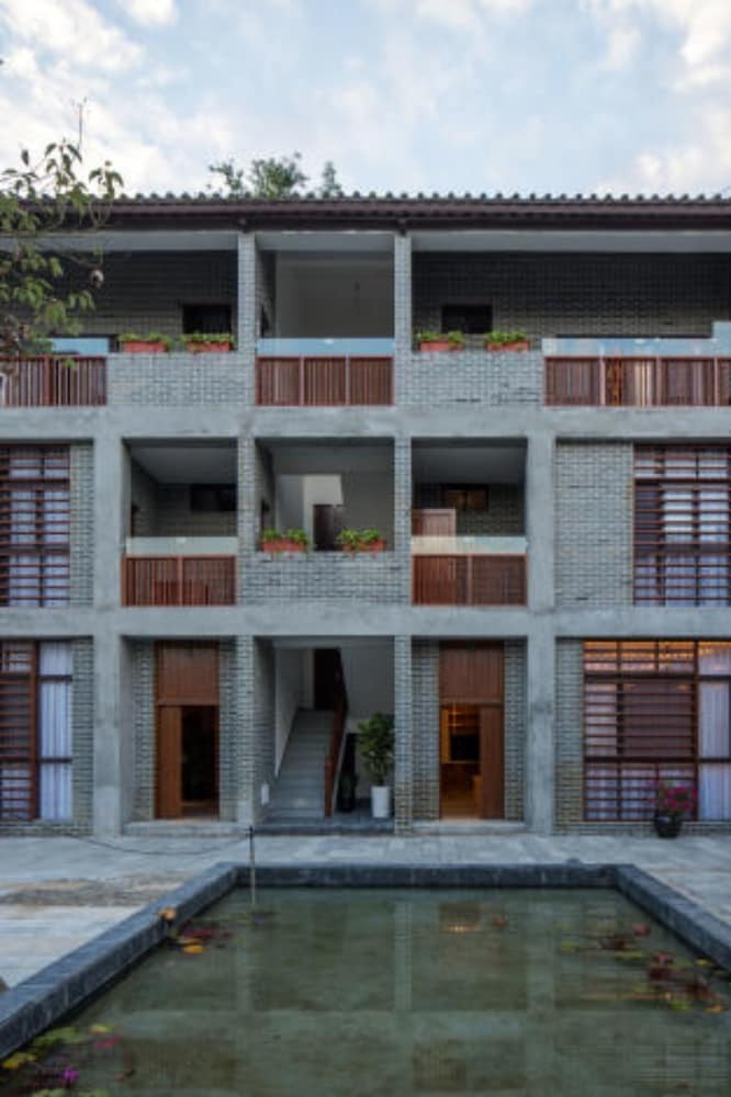 Hotel Deng Stone House Pastoral Resort