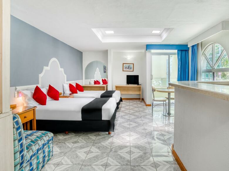 Capital O Hotel Y Spa Posada Mirador